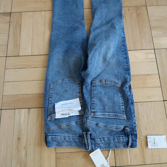Good American - ALWAYS FITS GOOD LEGS STRAIGHT JEANS - Picture 6 of 6